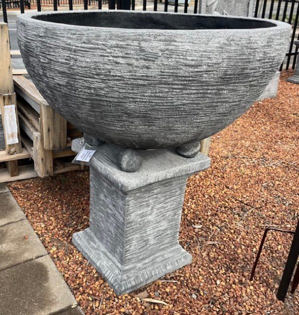 Gembung Pot with Square Stand 80cm