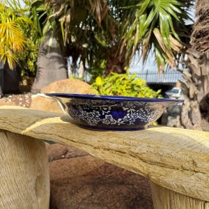 Waterbowl with flowers